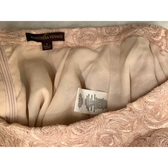 🌹SOLD🌹Marchesa Voyage Pink Lace Circle Skirt (Worn once),  Women’s 6, fits 4. - Picture 3 of 3